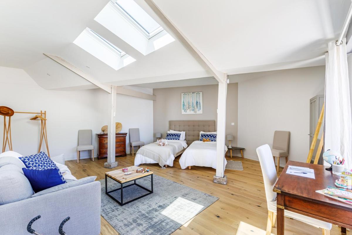 Villa Les Roches Mauves - vue mer - Housity