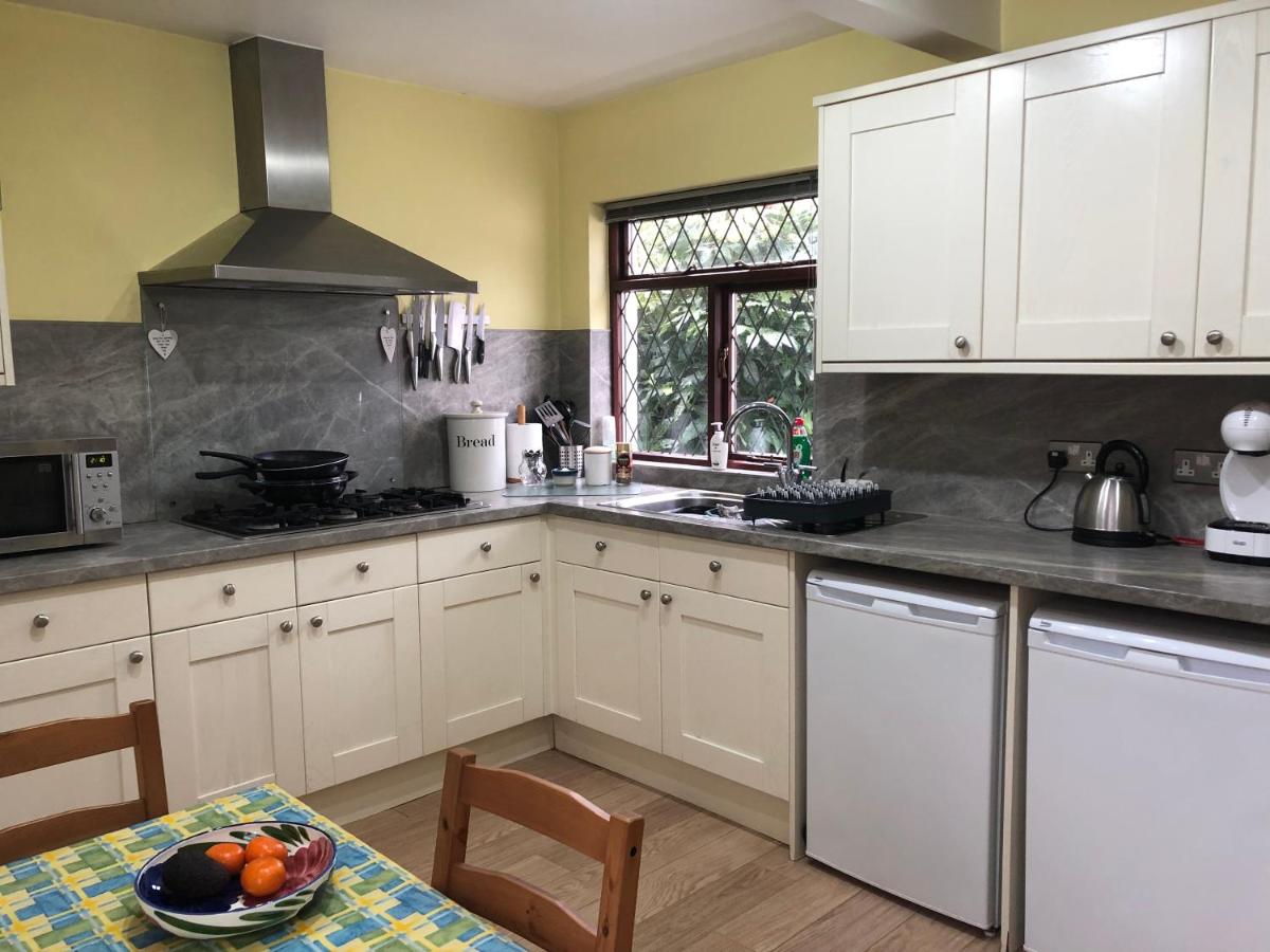 Cheerful 4-bedroom detached family home, quiet area - Housity