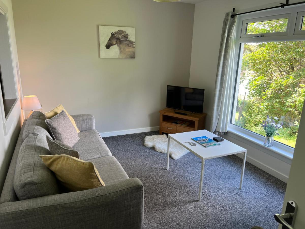 Loch Eyre Cottage - Housity