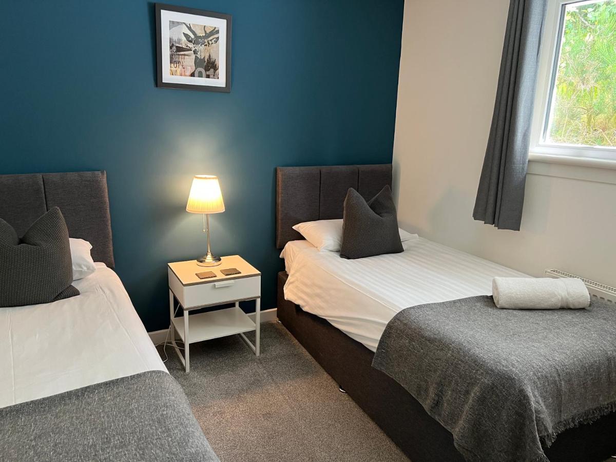 Loch Eyre Cottage - Housity