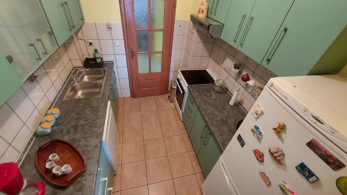 Vremeplov - Housity