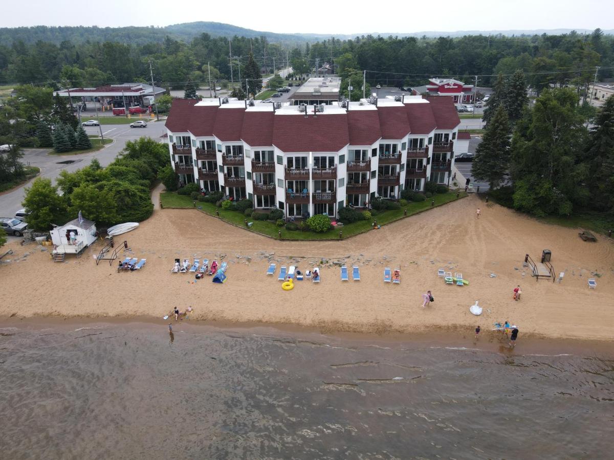 Beach Room 325 - Housity