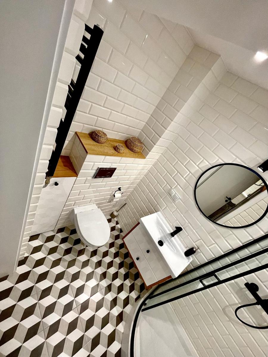 Luxurious BOHO style apartm. *HOME OFFICE* +Desk - Housity
