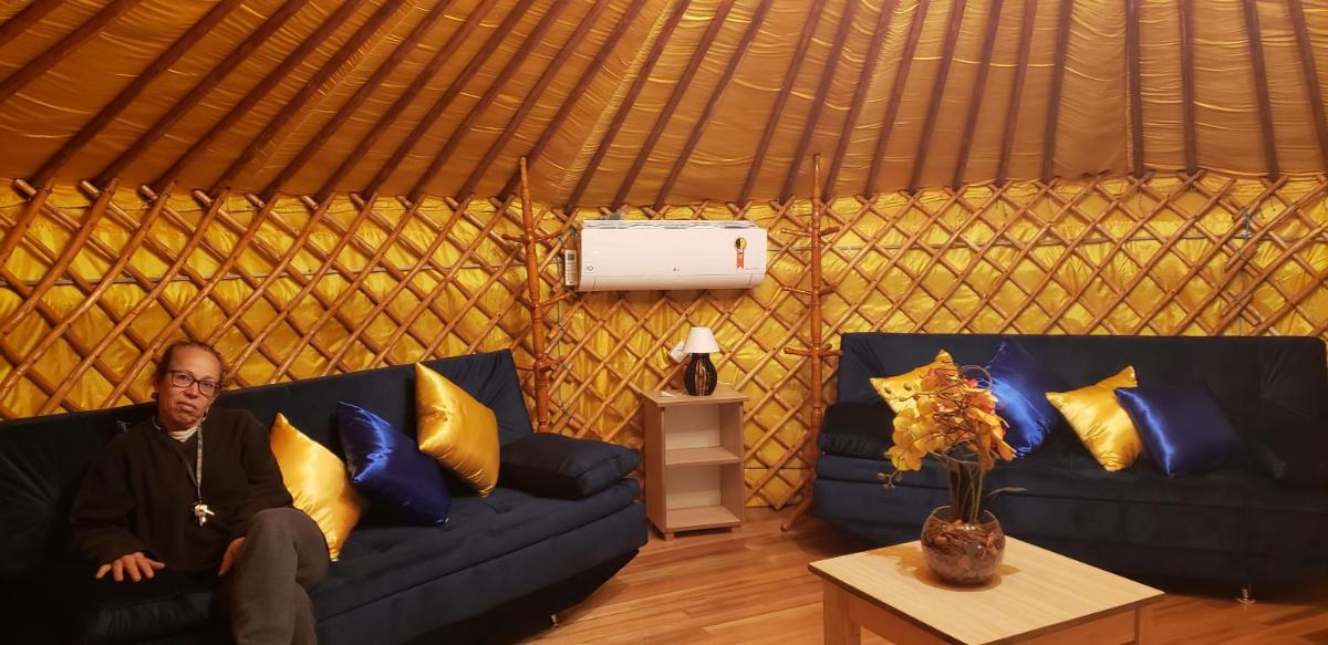 Casa Campo Yurt 1 Gengiscan tenda mongólica wifi - Housity