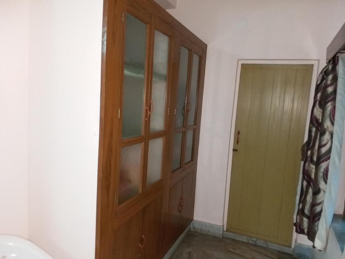 Arunir basha home stay with wi fi - Housity
