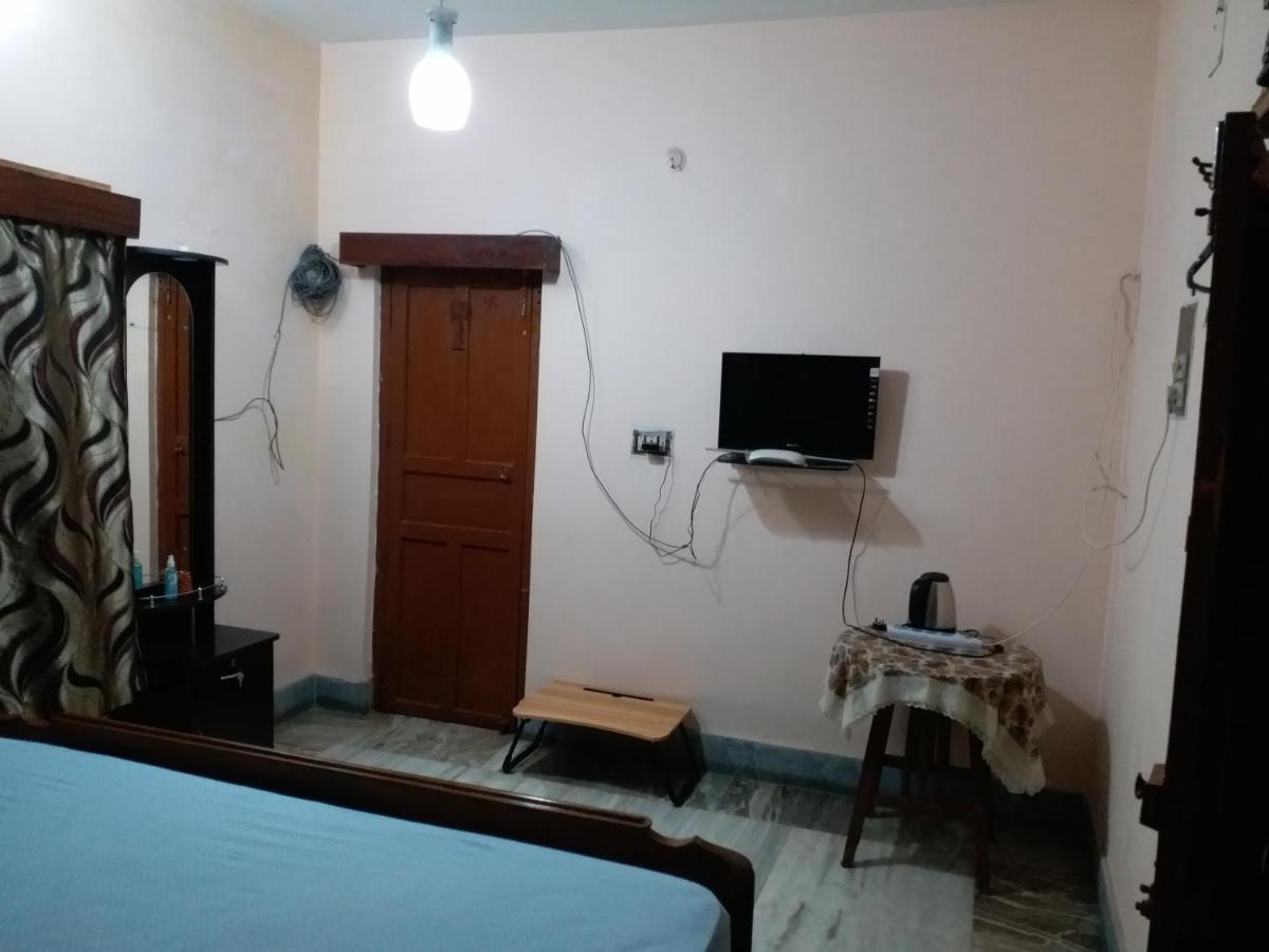 Arunir basha home stay with wi fi - Housity