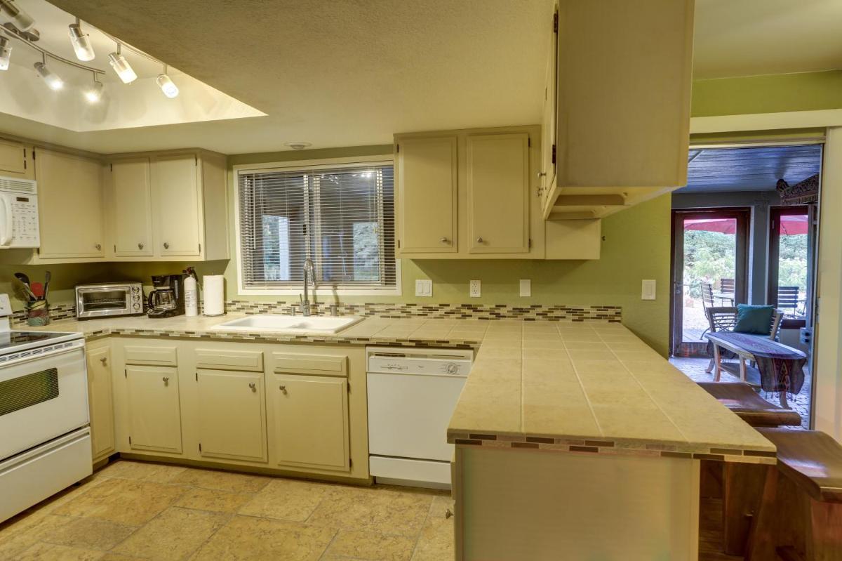 Zen Desert, 2BR/2BA Apartment, Private Entrance - Housity