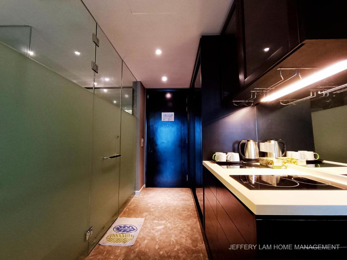 Shore Hotel Melaka Private Suites by Jeffery Lam Home Management - Hizvo