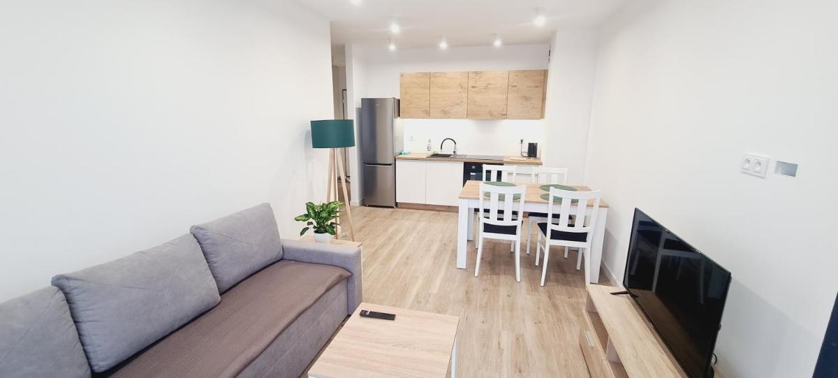 Nowy w centrum - Housity