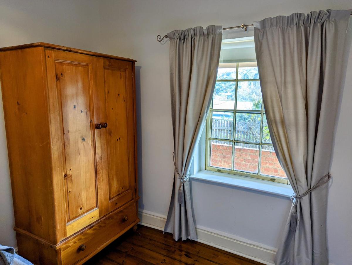 Hamptons Historic Guest House - Housity