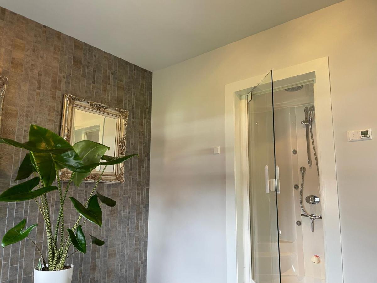 Droomvakanties Egmond B&B Nummer 8 - Housity