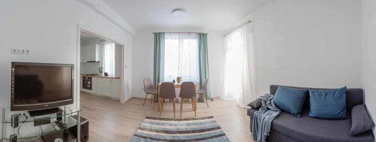 Solomon Apartments Ap 3 - Housity