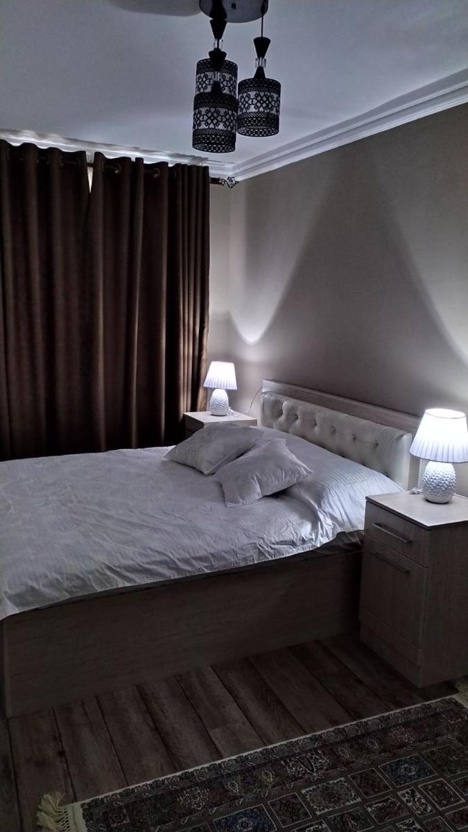 Suitetrails - Apartment near Farkhadskiy bazar