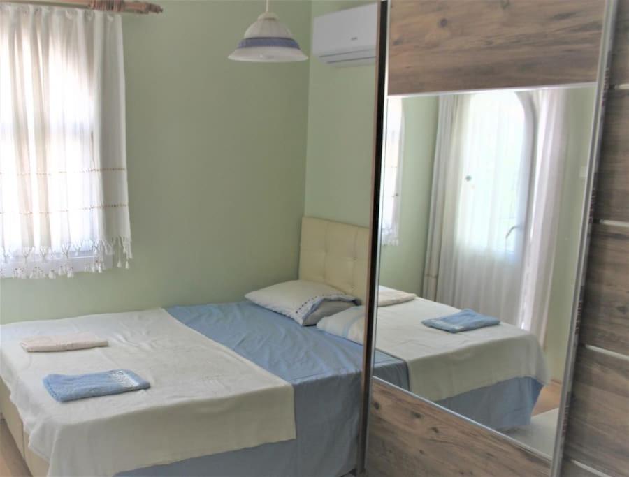 3 Bedroom Villa Ten Minutes Walking to the Beach - Housity