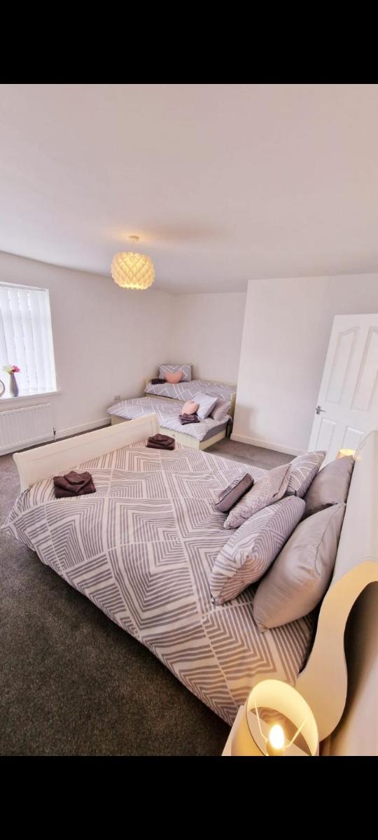 Bracken Dene - Housity