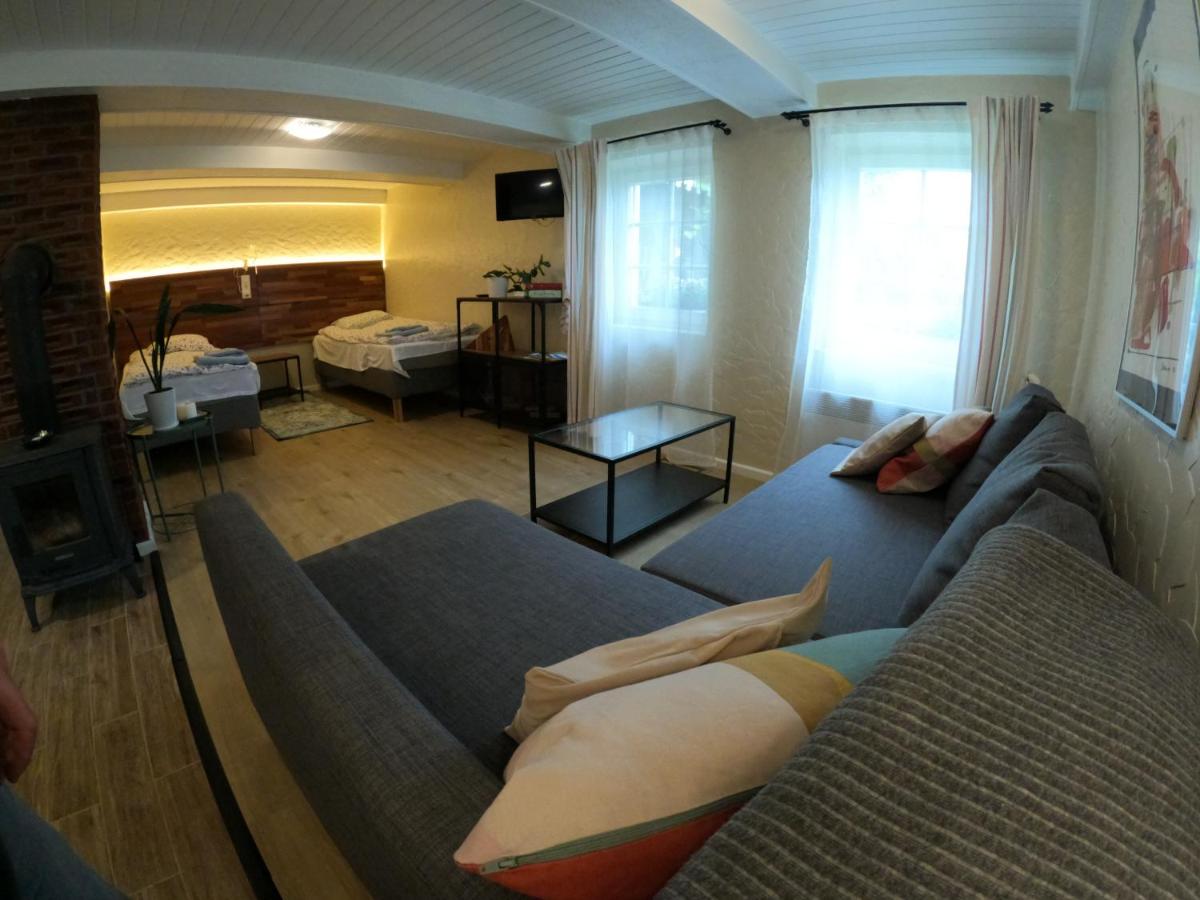 Mono House - Housity