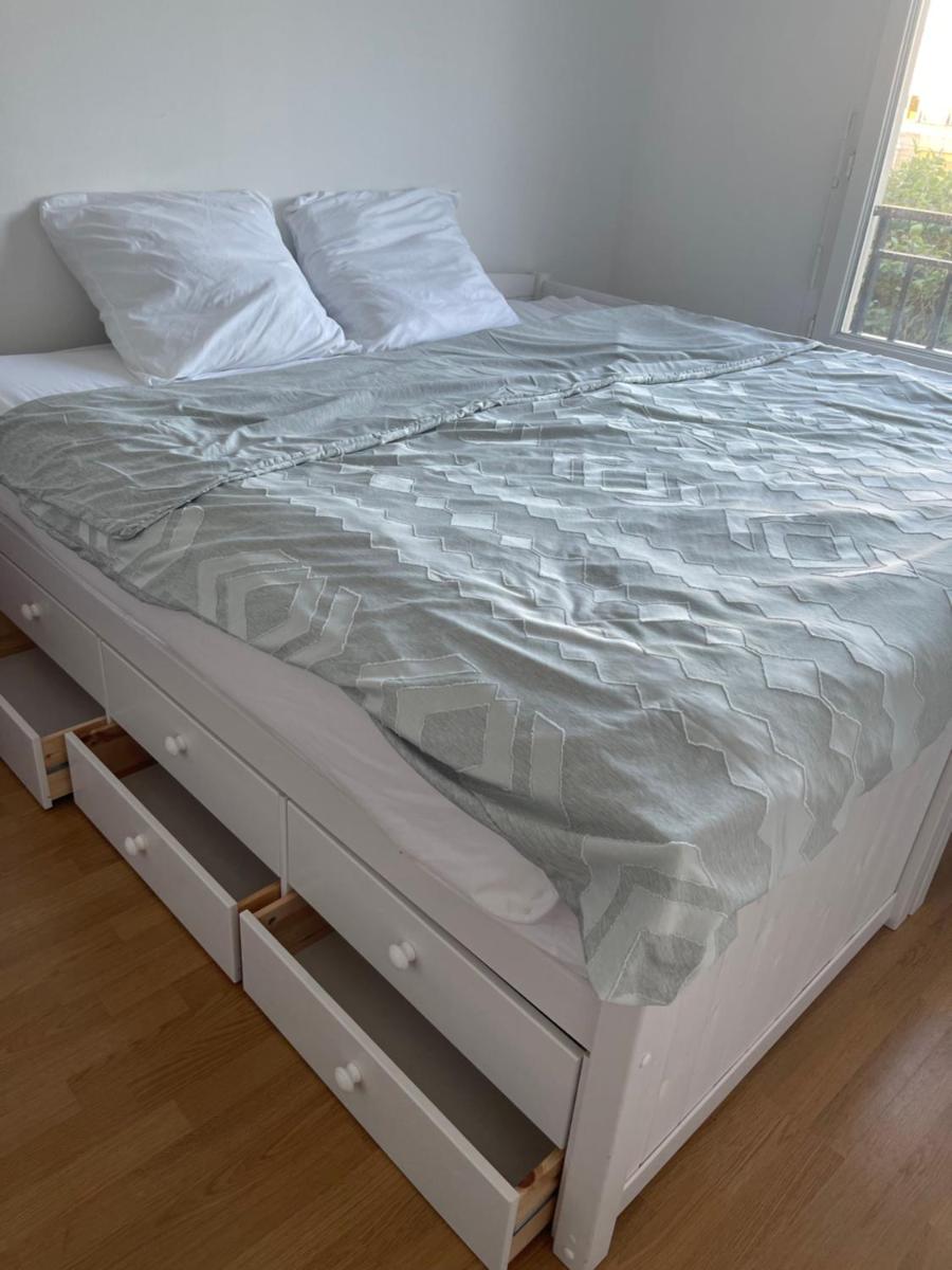 Lovely bedroom loft with free parking on premise - Housity