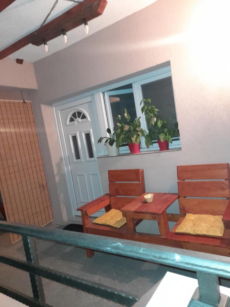 Apartmani Pejovic - Housity