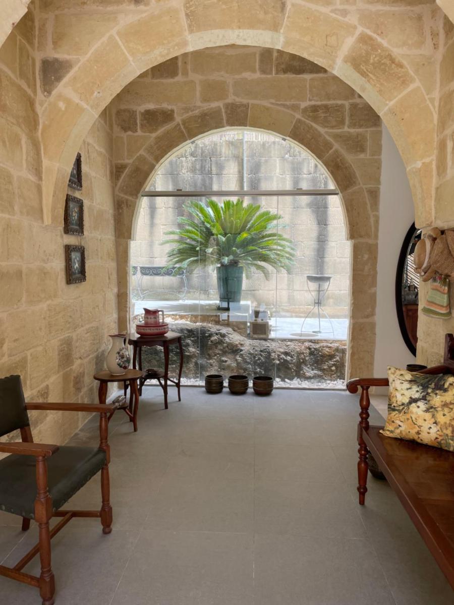 Naspli - Qala Gozo - Housity