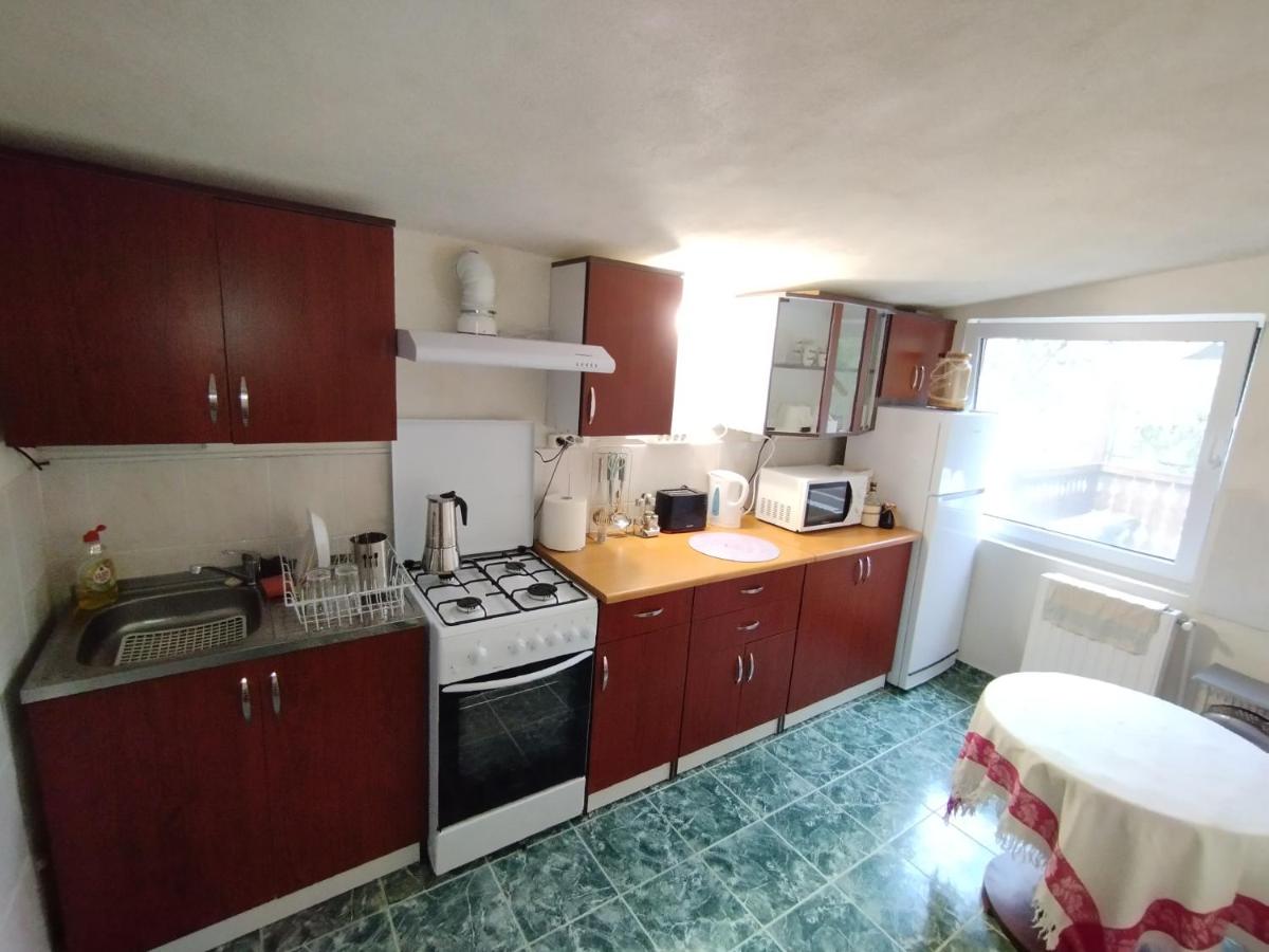Rotwild House - Housity