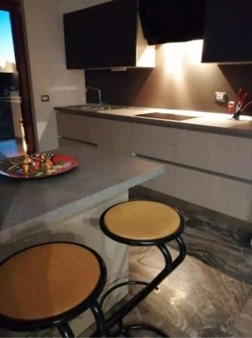 Appartamento incantevole con finiture di pregio - Housity