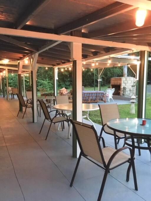 Fern Acres Bed and Breakfast - Housity