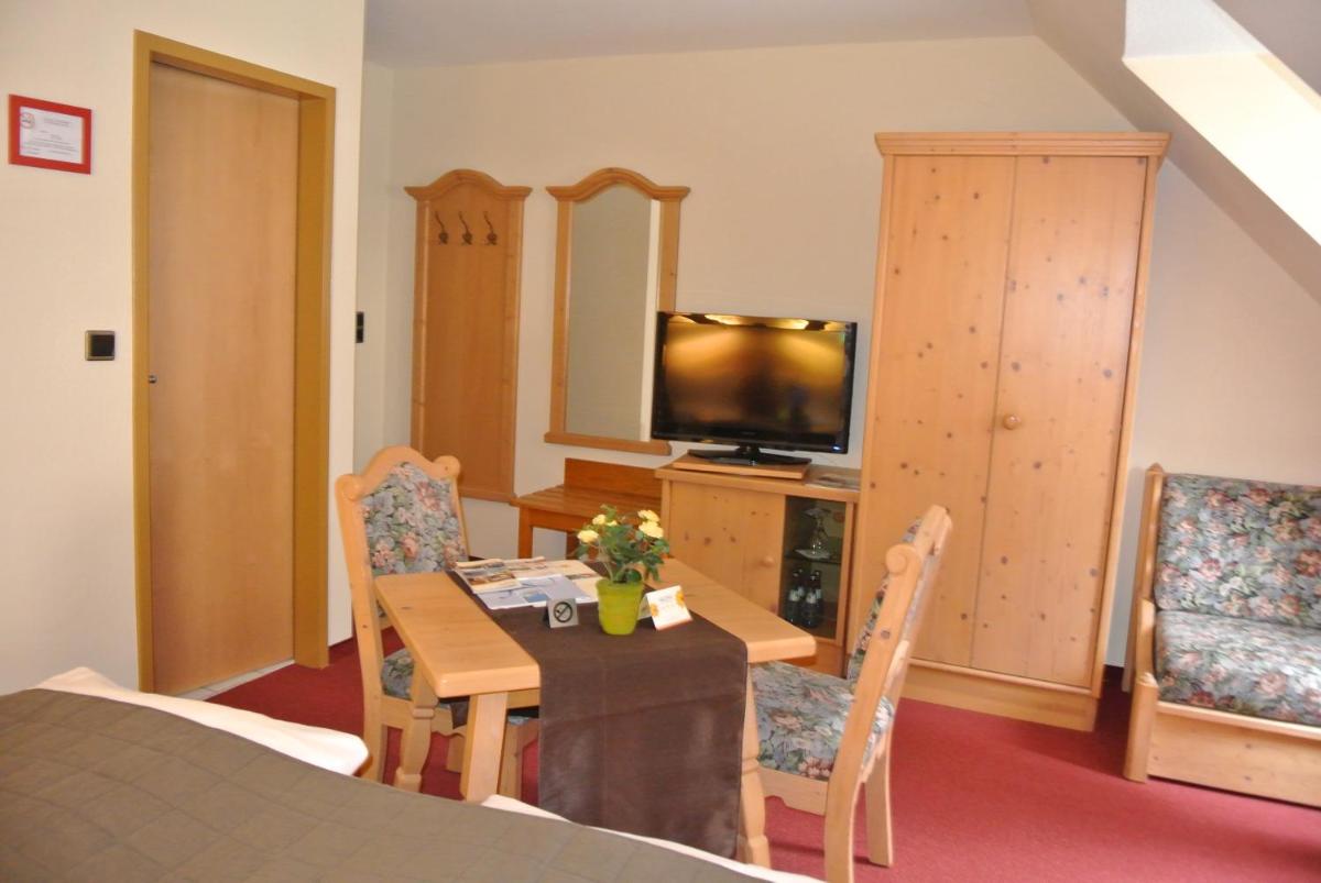 AKZENT Hotel Am Bach - Housity