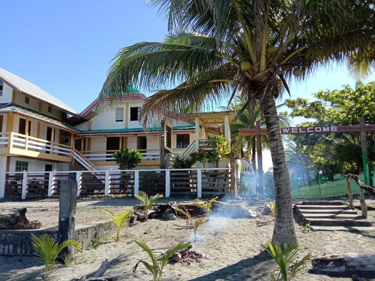 RedDoorz @ Isla Virginia Beach Resort Aurora Baler - Housity