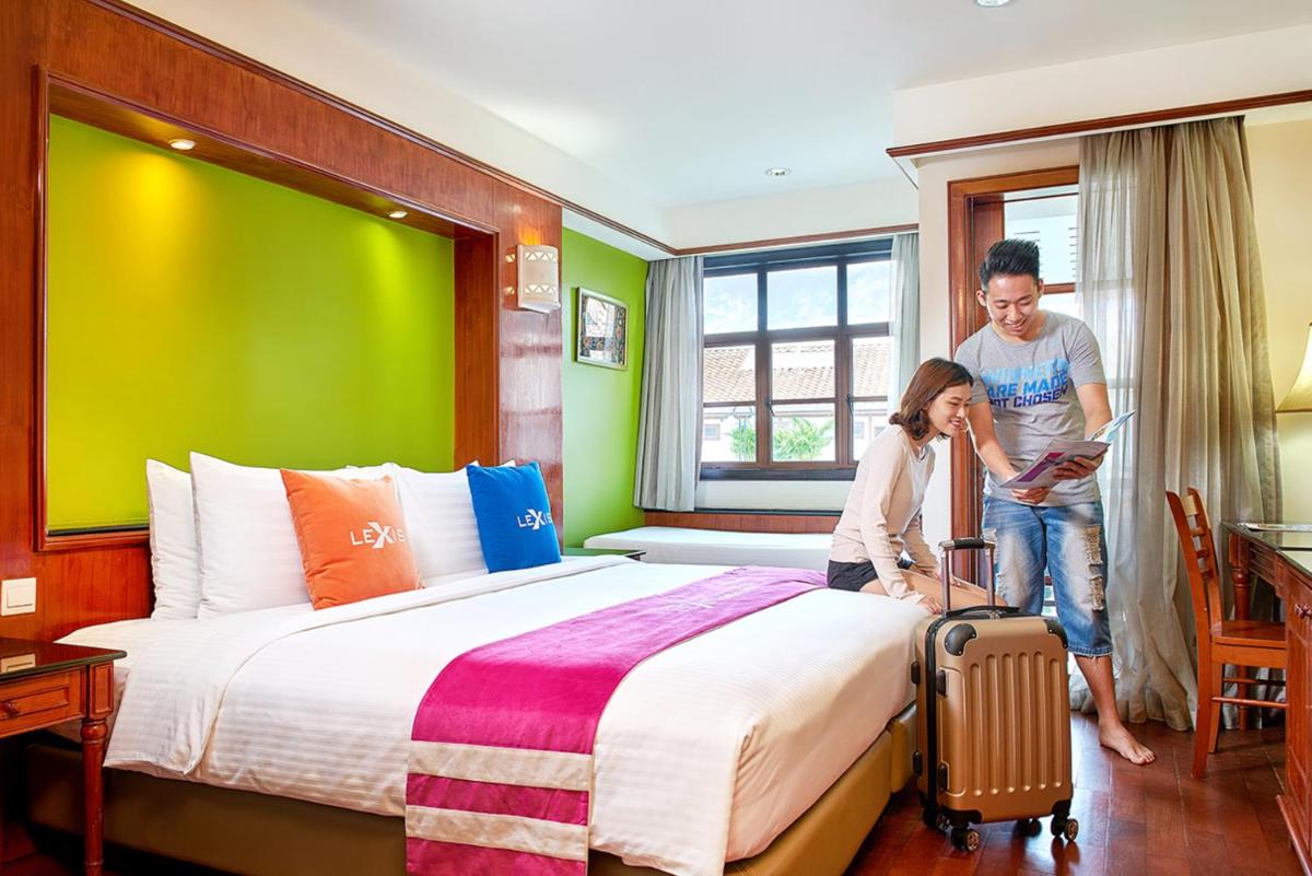 Lexis Port Dickson - Housity