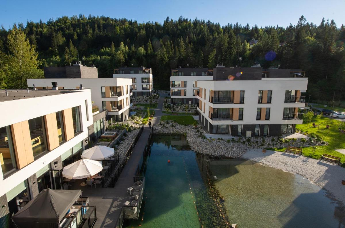 VISLOW Resort - Housity