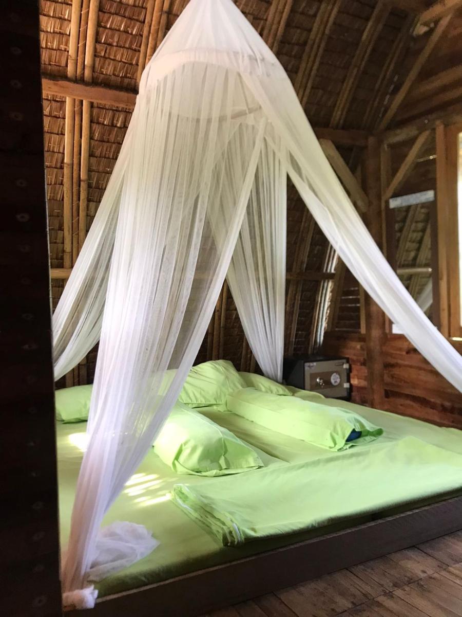 Rumah Saung Batukaras - Housity