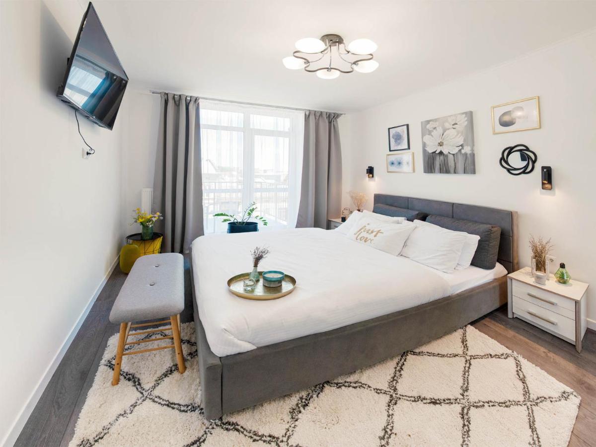 Sweet Home Avalon - Housity