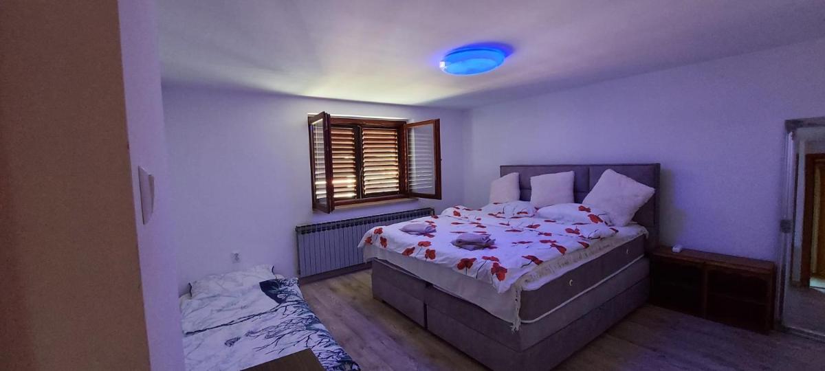 Kuća za odmor ,Erdelj 21 B - Housity
