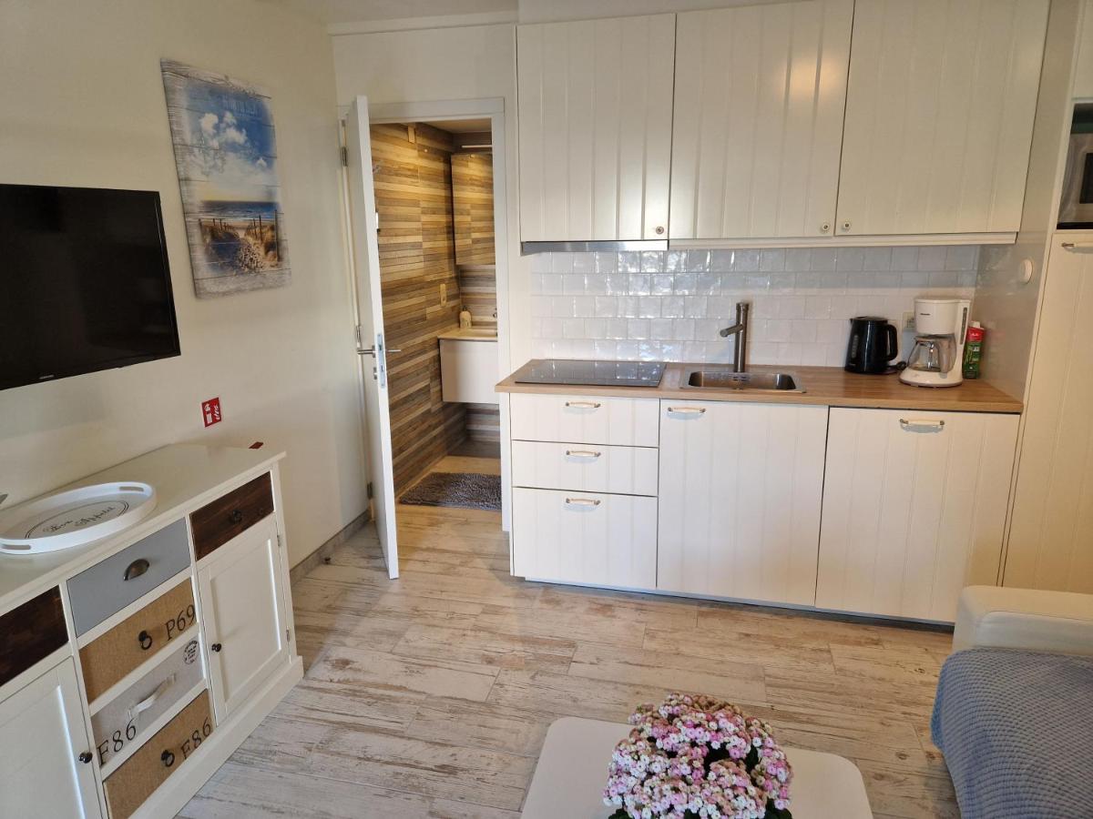 Melroce Holiday Cottage 5503 - Housity