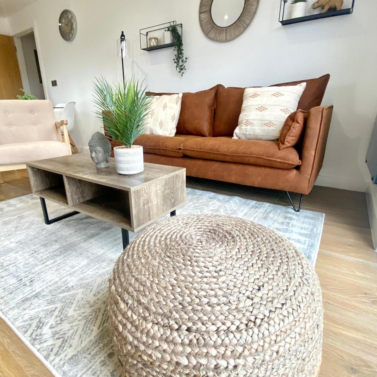 Modern 2 Bed Apartment/Free Parking/Near City/Self-Check In - Housity