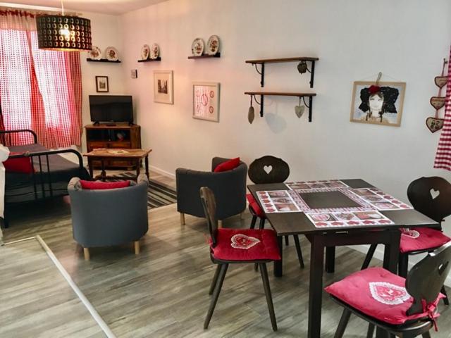 Gite Saint Florent Studio Apartment Parking Gratuit - Housity