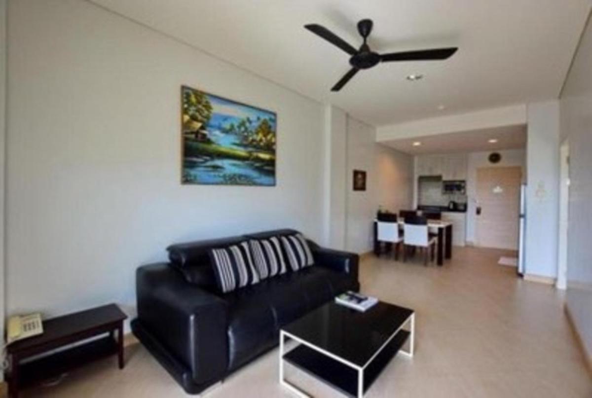 The Sea Condominium SeaView - Housity