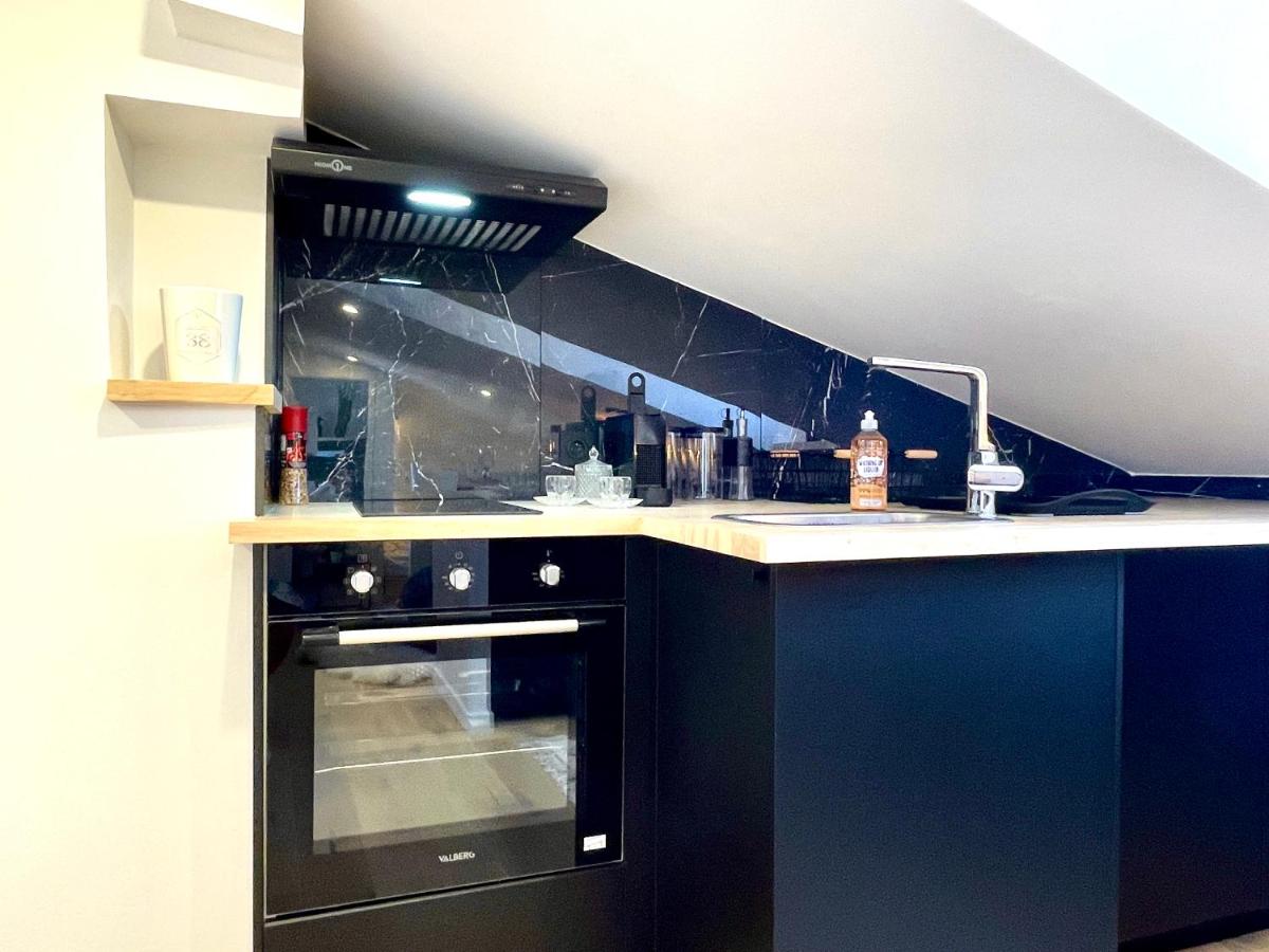 Studio Climatisé sous les Toits à 100m de la place du Capitole - Hizvo
