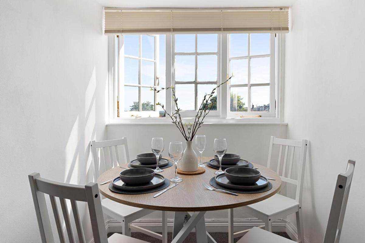 Hansdon Place - by Staytor Accommodation - Housity