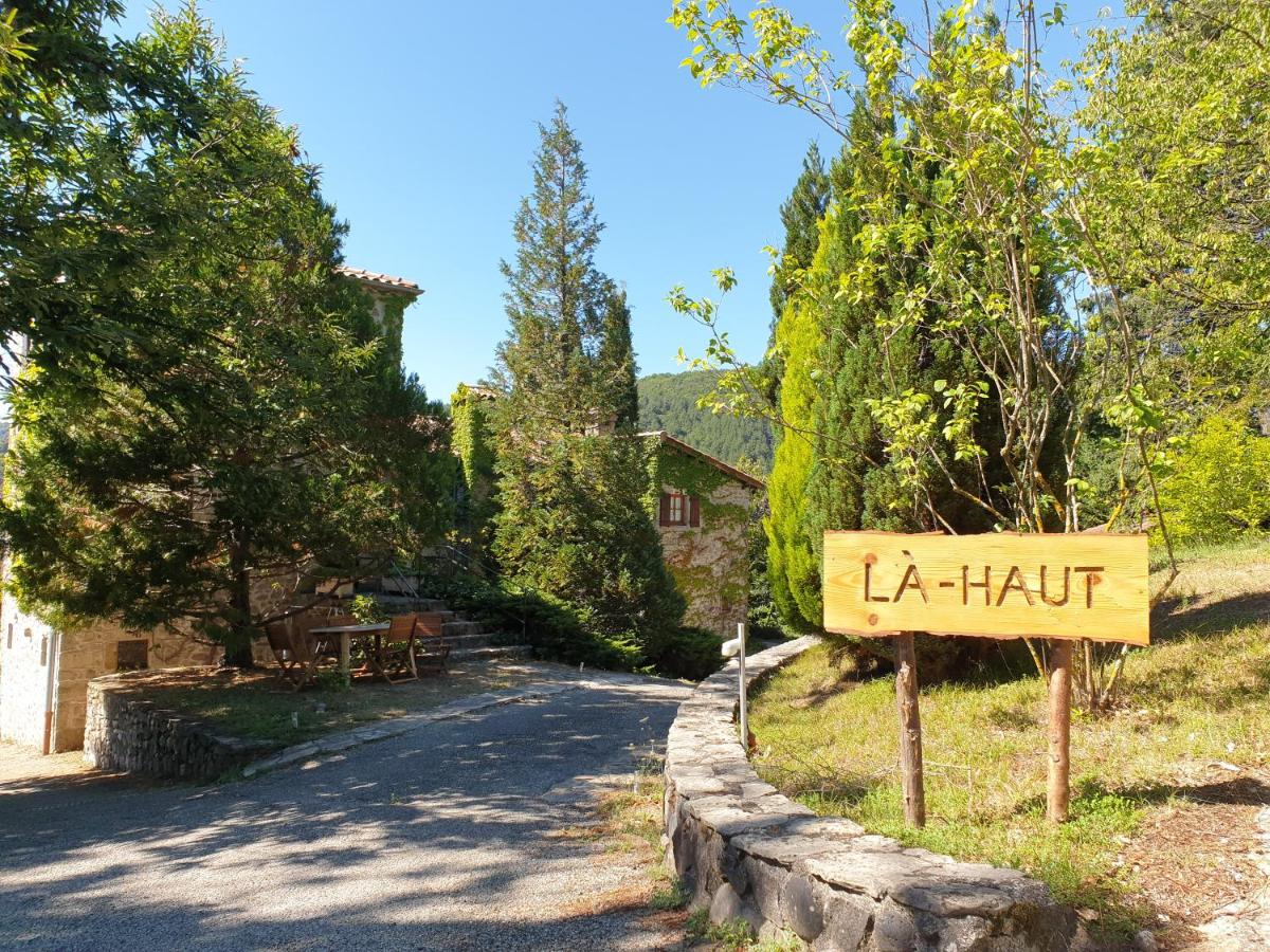 Là-Haut "Maison d'hôtes" - Housity