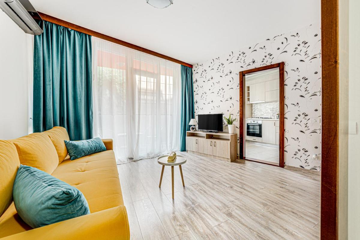 ARI Blue Apartment Ared in Kaufland Complex - Housity