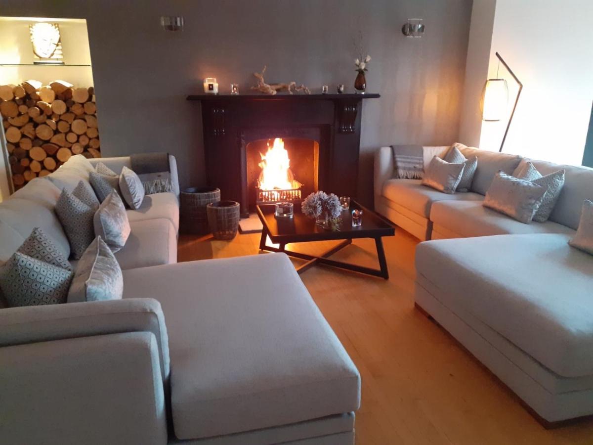 Acadia, luxury coastal villa - sleeps 10 - Housity