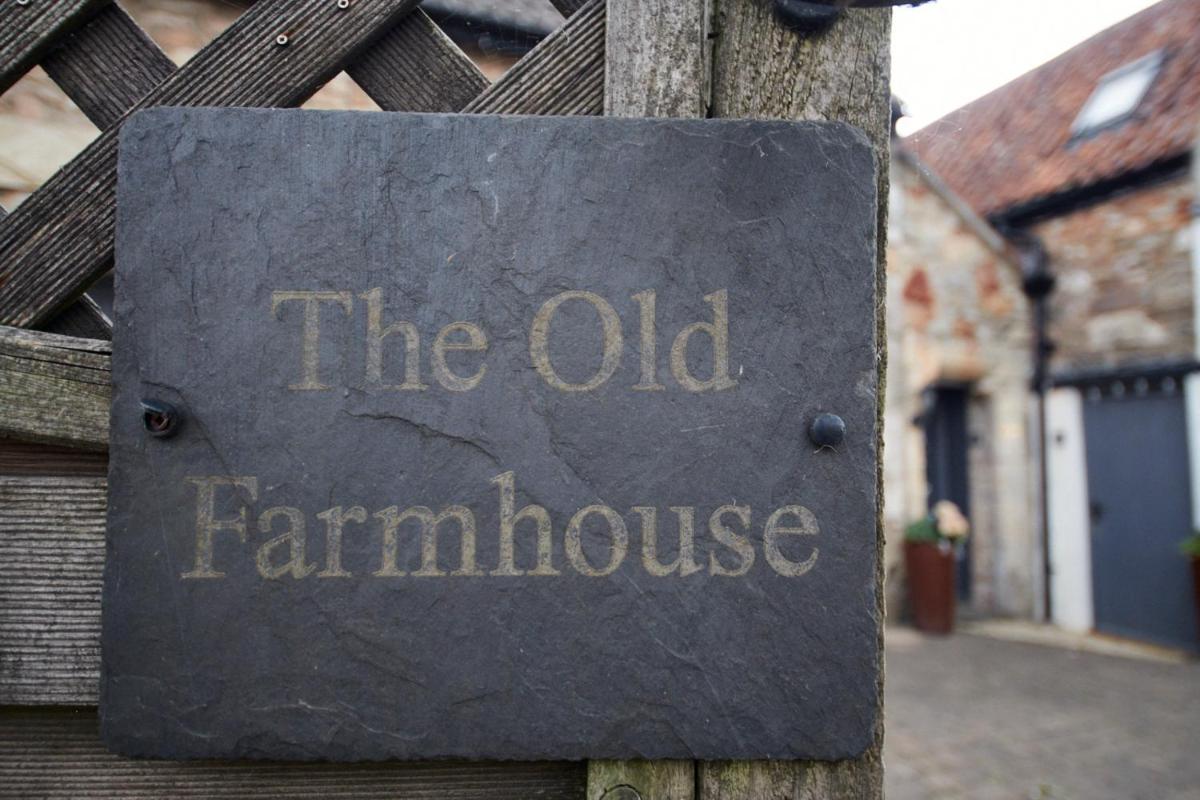 The Old Farmhouse - Housity