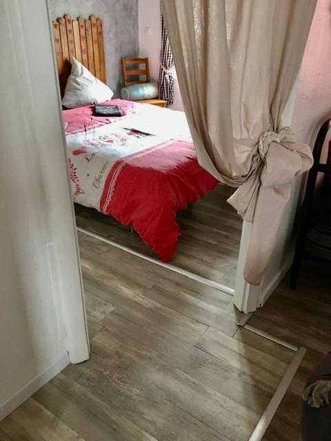 Gite Saint Florent Studio Apartment Parking Gratuit - Housity