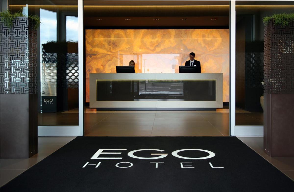 Ego Hotel - Housity