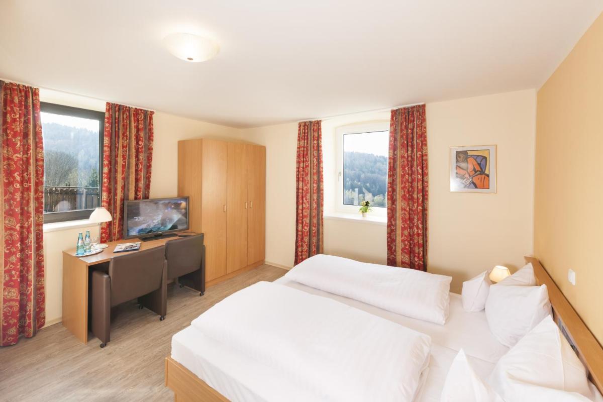 Panorama-Landgasthof Ranzinger - Housity