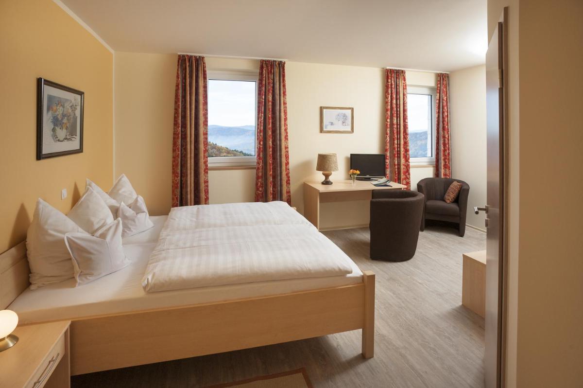 Panorama-Landgasthof Ranzinger - Housity