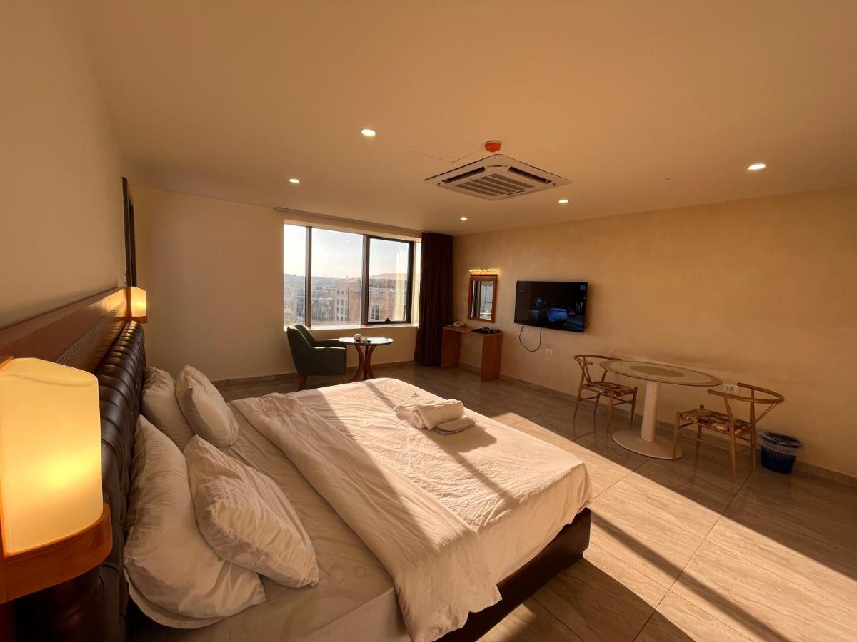 Jawharet Alswefiah Hotel Suites - Housity