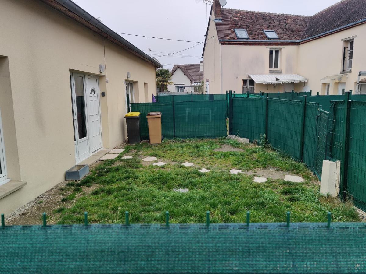Maison 3 chambres. cour Privative 2 places de parking privatives - Housity