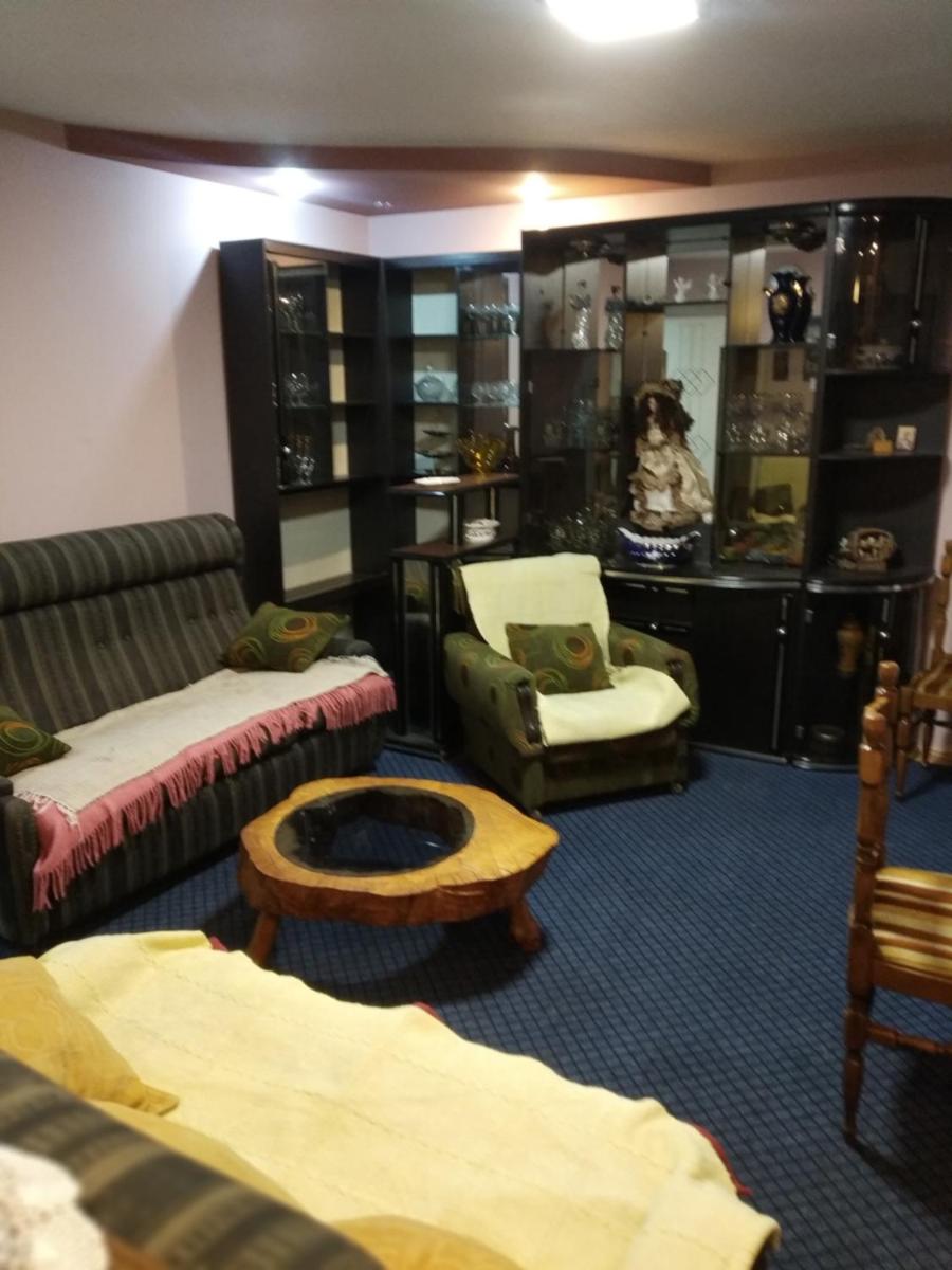 Suitetrails - Deluxe apartment, on the first floor of the family house